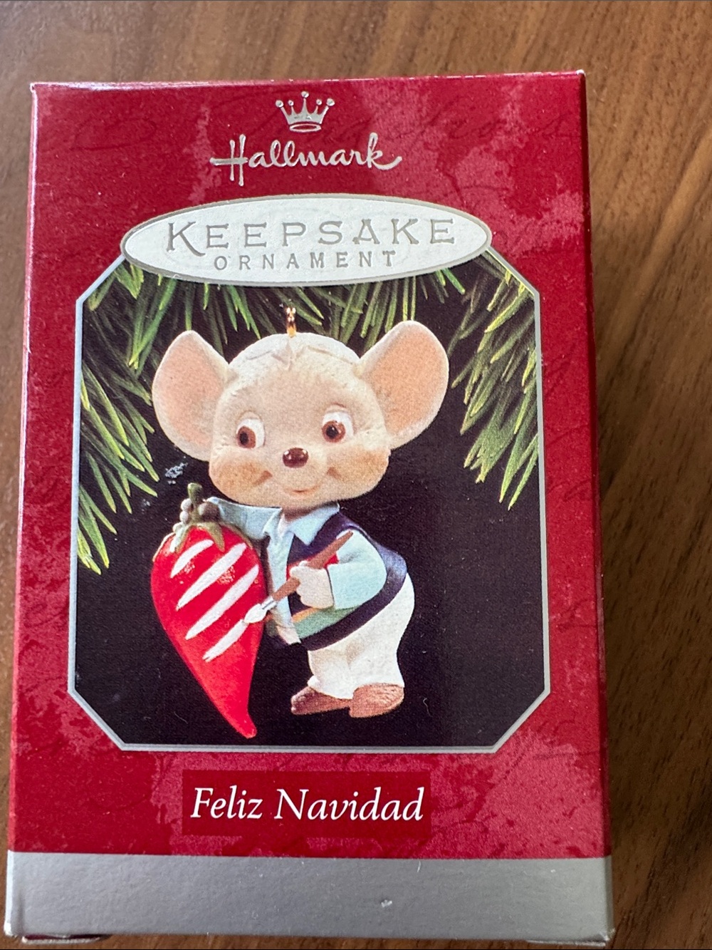 Hallmark Red Pepper Mouse Christmas Ornament - Feliz Navidad